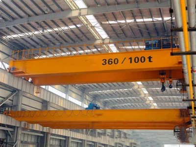 An Craein Lastuas 100 Ton